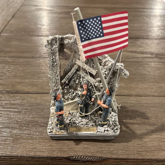 2002 VANMARK Sculpture “Image Of Hope” - Picture 3 of 9